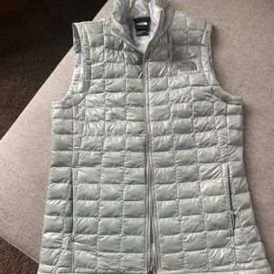 The North Face Puff Vest size small